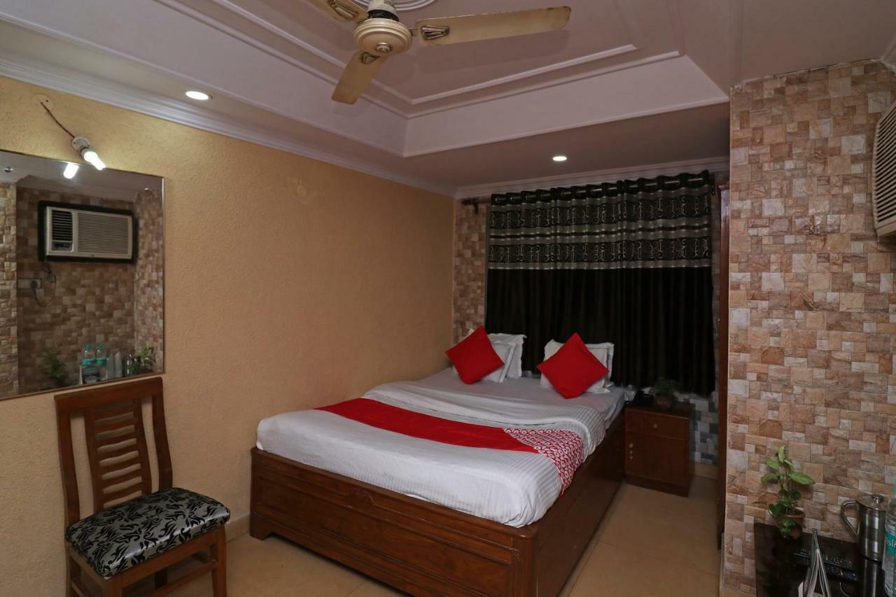 Oyo Flagship 16209 Hotel Ambar Palace Calcutta Calcutta Bara Bazar Zewnętrze zdjęcie