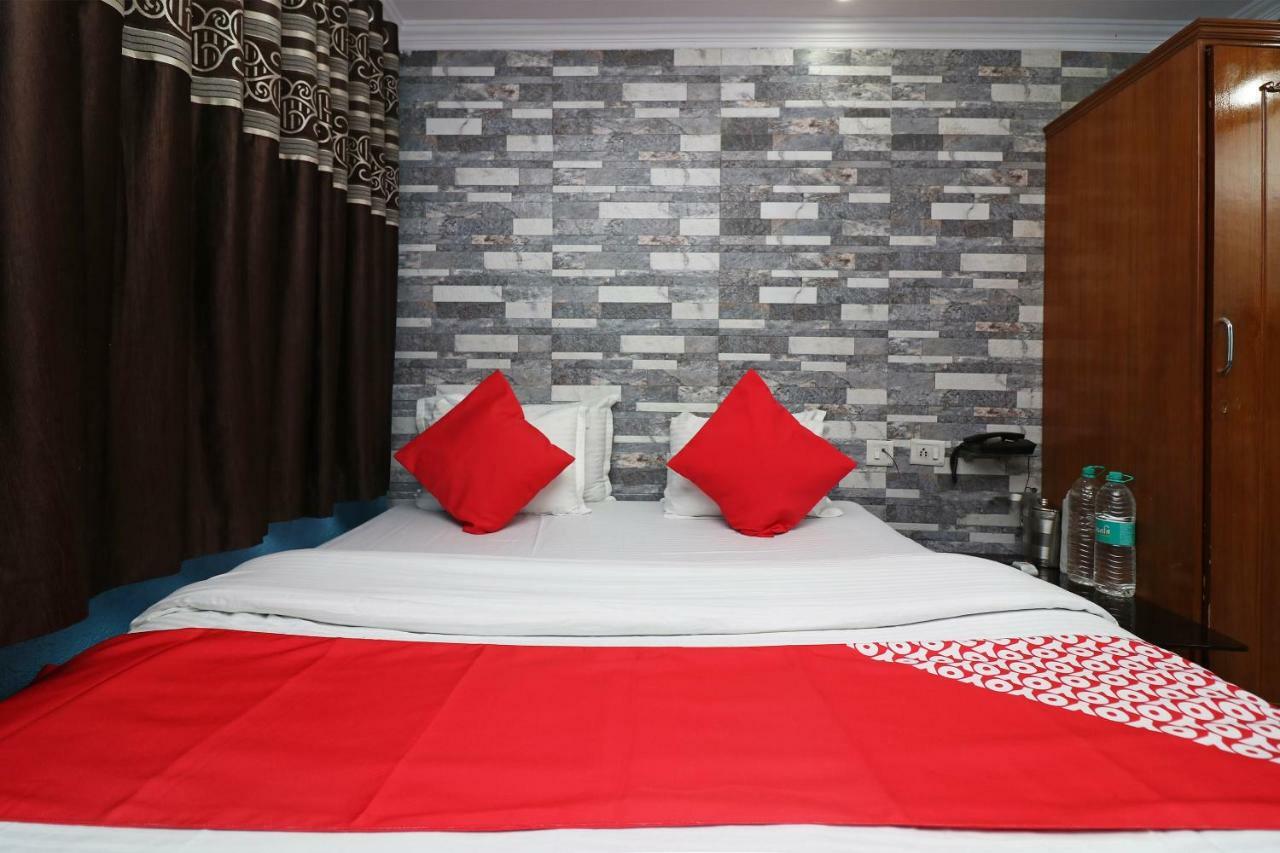 Oyo Flagship 16209 Hotel Ambar Palace Calcutta Calcutta Bara Bazar Zewnętrze zdjęcie