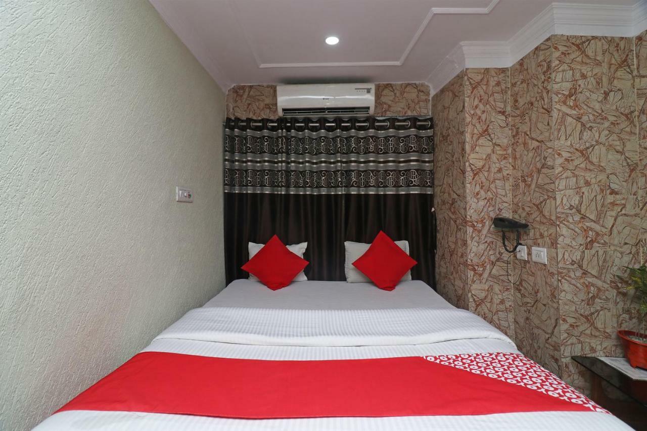 Oyo Flagship 16209 Hotel Ambar Palace Calcutta Calcutta Bara Bazar Zewnętrze zdjęcie