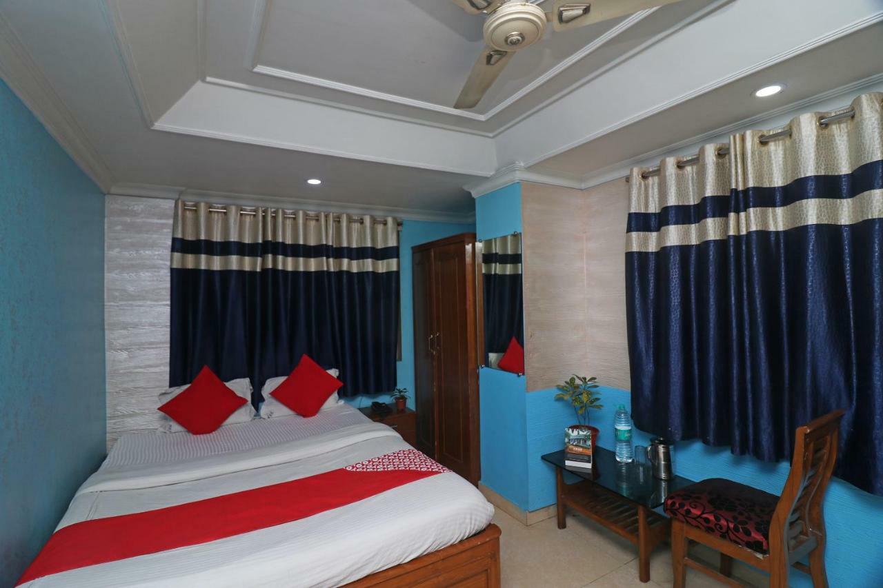 Oyo Flagship 16209 Hotel Ambar Palace Calcutta Calcutta Bara Bazar Zewnętrze zdjęcie