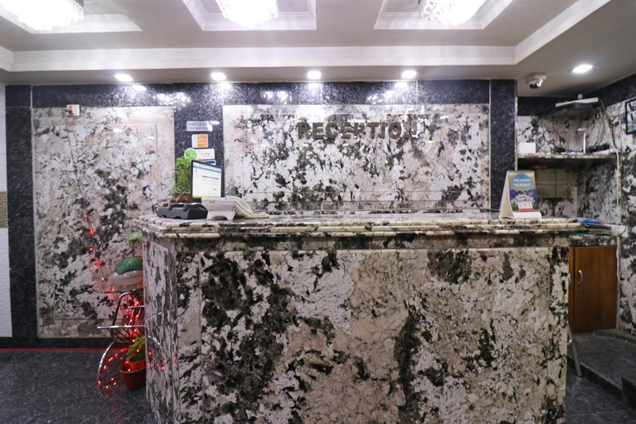 Oyo Flagship 16209 Hotel Ambar Palace Calcutta Calcutta Bara Bazar Zewnętrze zdjęcie